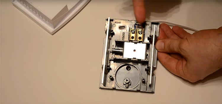 fix door bell in Kendall